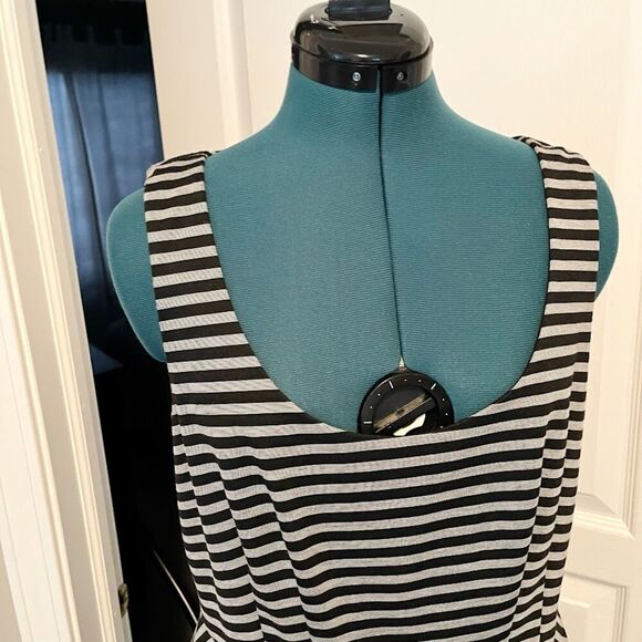 Ann Taylor NWT Stripe Peplum Stretch Sleeveless Fully Lined Sheath Dress - Picture 5 of 14